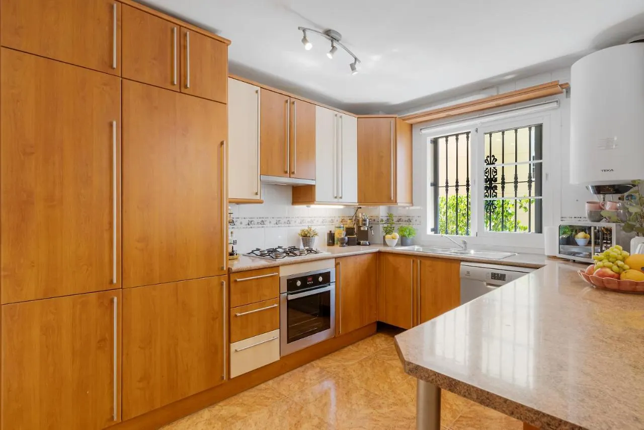 Beautiful Duplex Apartment In Fuengirola 0*,